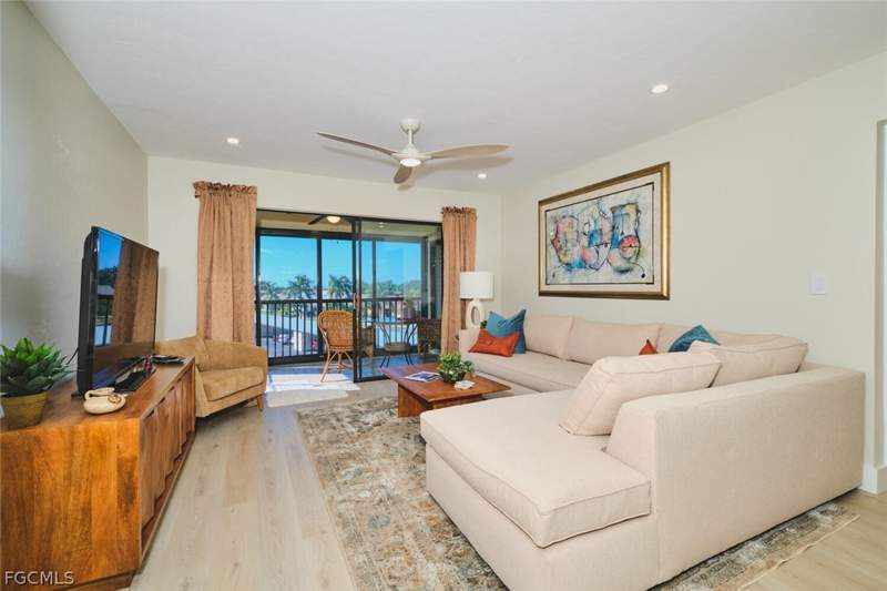 2 bedroom Condominium at 11170 Caravel Cir 309, Terrace, Fort Myers — photo 5