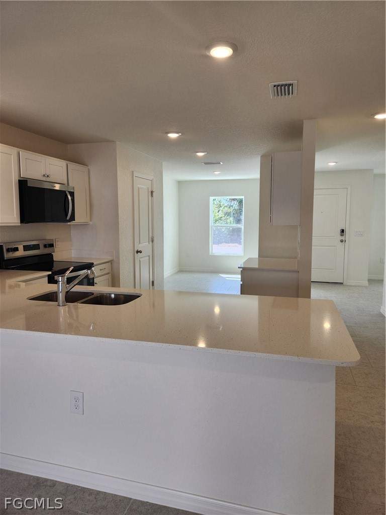 3 bedroom SingleFamilyResidence at 2616 5th St SW, Lehigh Acres, Lehigh Acres — photo 3