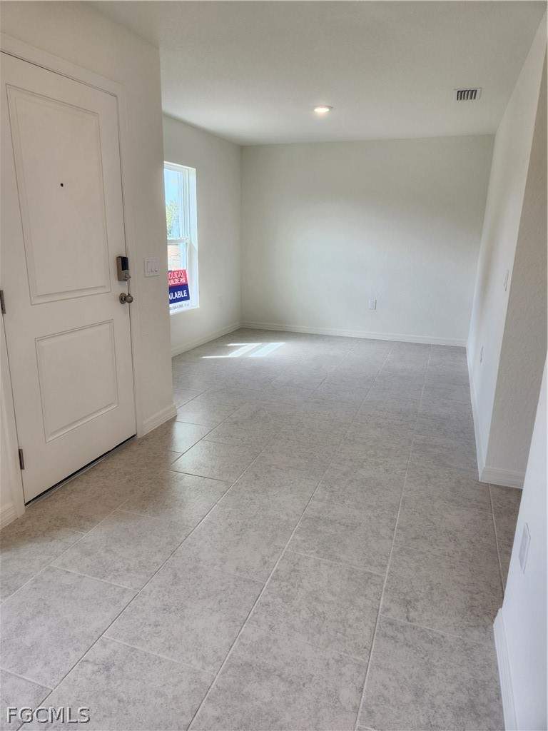 3 bedroom SingleFamilyResidence at 2616 5th St SW, Lehigh Acres, Lehigh Acres — photo 4