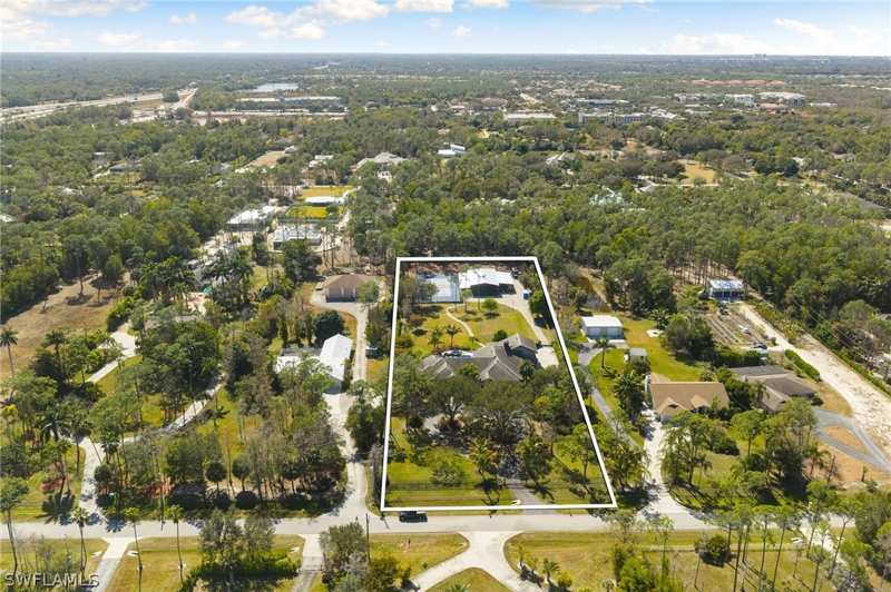 5 bedroom SingleFamilyResidence at 6610 Sable Ridge Ln, Livingston Woods, Naples — photo 1