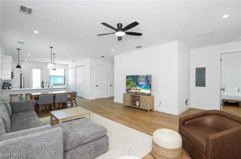 170 Washington Ave, Fort Myers Beach FL - photo 12 of 39