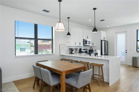 170 Washington Ave, Fort Myers Beach FL - photo 16 of 39