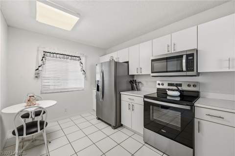 7760 Emerald Cir S202, Naples FL - photo 13 of 23