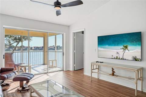 7760 Emerald Cir S202, Naples FL - photo 7 of 23