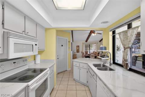 2314 SE 13th St, Cape Coral FL - photo 13 of 33