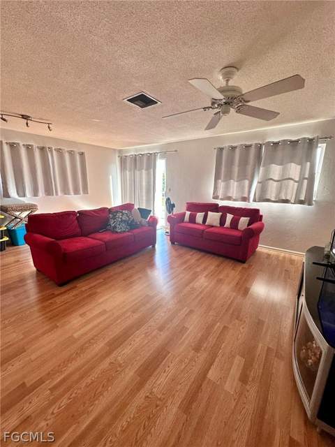 5917 Littlestone Ct 201, North Fort Myers FL - photo 10 of 32