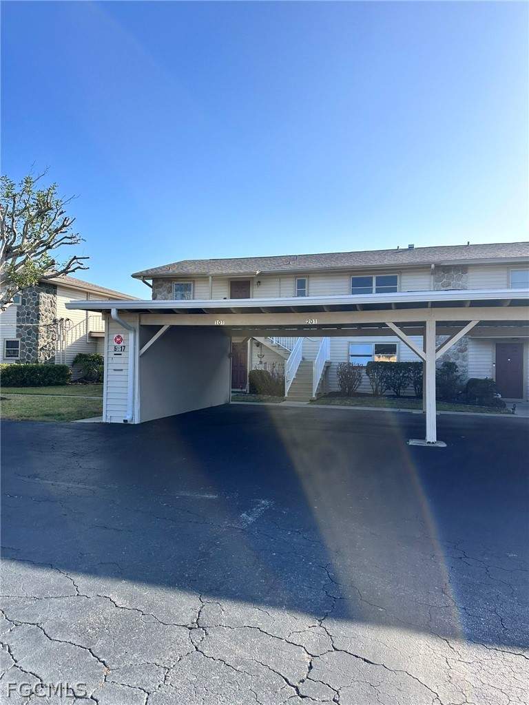 2 bedroom Condominium at 5917 Littlestone Ct 201, Lochmoor On The Green Condo, North Fort Myers — photo 2
