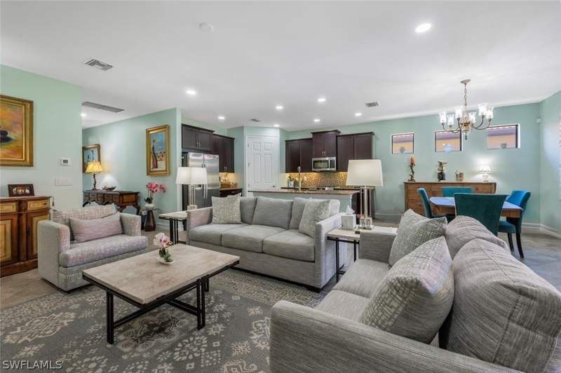 4 bedroom SingleFamilyResidence at 14453 Tuscany Pointe Trl, Tuscany Pointe, Naples — photo 2