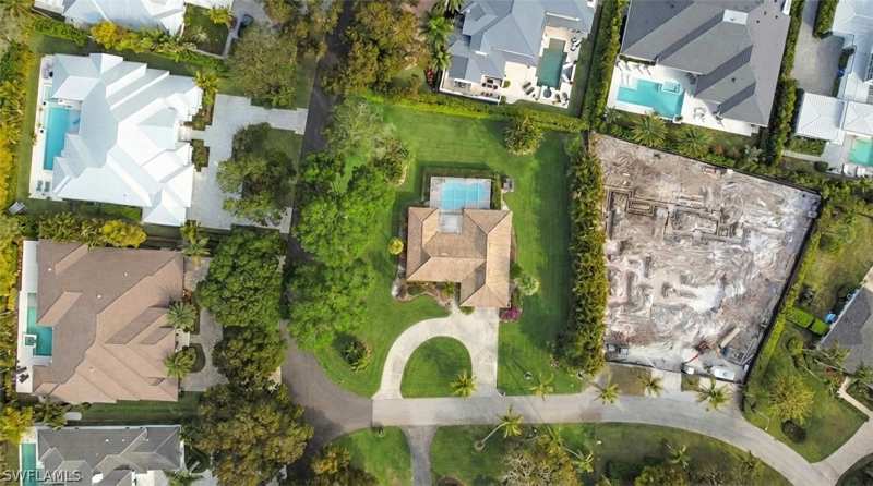 3 bedroom SingleFamilyResidence at 690 Murex Dr, Coquina Sands, Naples — photo 1