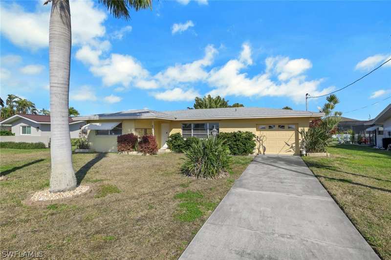 2 bedroom SingleFamilyResidence at 5155 Sunnybrook Ct, Cape Coral, Cape Coral — photo 1