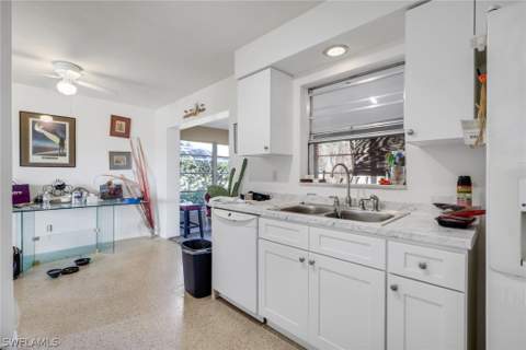 5155 Sunnybrook Ct, Cape Coral FL - photo 12 of 47
