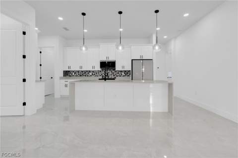 3917 33rd St SW, Lehigh Acres FL - photo 18 of 44
