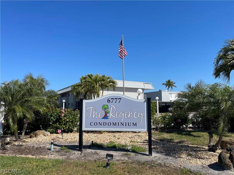 2 bedroom Condominium at 6777 Winkler Rd 106, Regency Court Condo, Fort Myers — photo 4