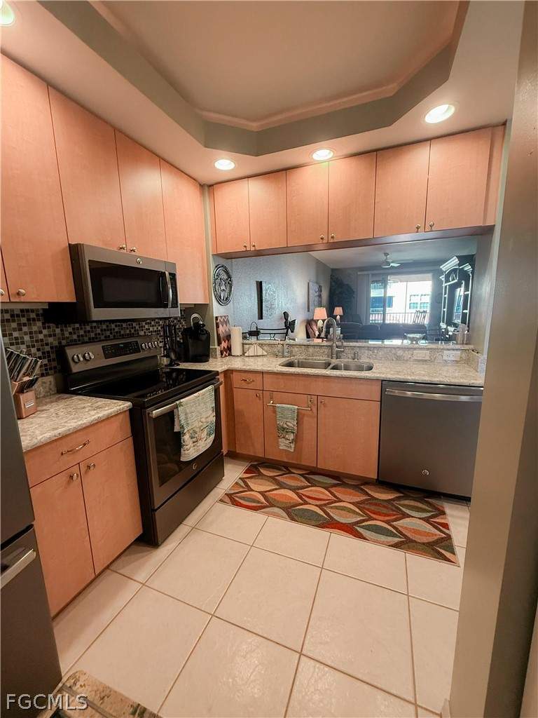 2 bedroom Condominium at 1137 Van Loon Commons Cir 202, Van Loon Commons, Cape Coral — photo 4