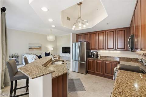 975 Sandpiper St A202, Naples FL - photo 10 of 26