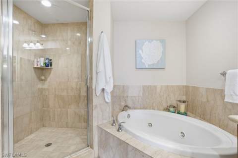 975 Sandpiper St A202, Naples FL - photo 18 of 26