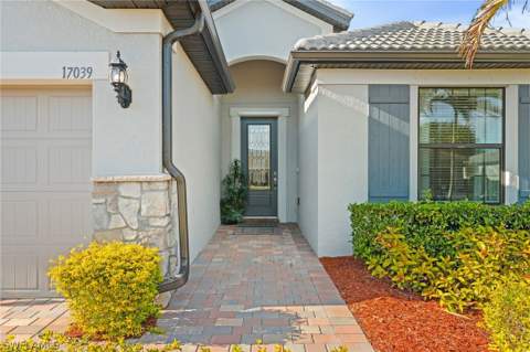 17039 Oakstead Dr, Alva FL - photo 6 of 48
