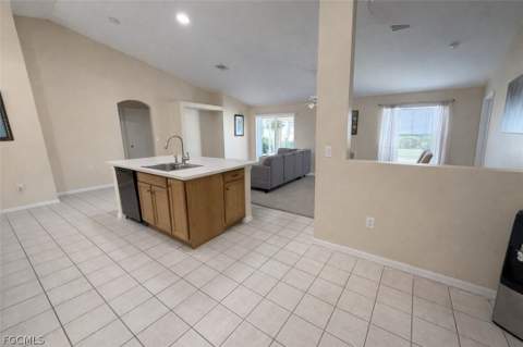 3602 NE 12th Ct, Cape Coral FL - photo 6 of 19