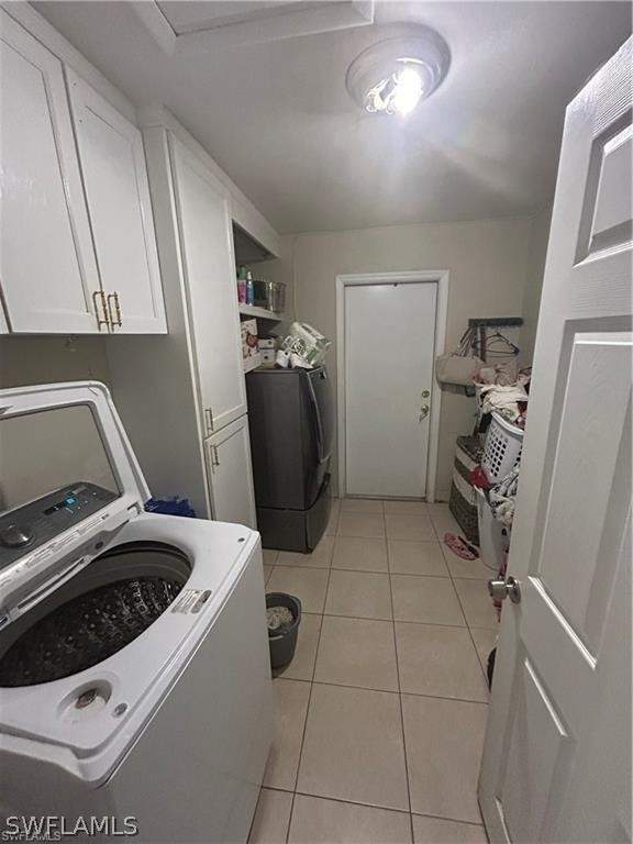 4 bedroom SingleFamilyResidence at 4920 Cortez Cir, Naples South, Naples — photo 3