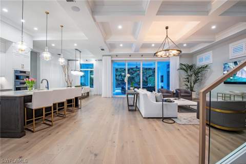 6830 Mangrove Ave, Naples FL - photo 6 of 28