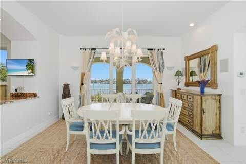 195 San Mateo Dr, Bonita Springs FL - photo 11 of 46