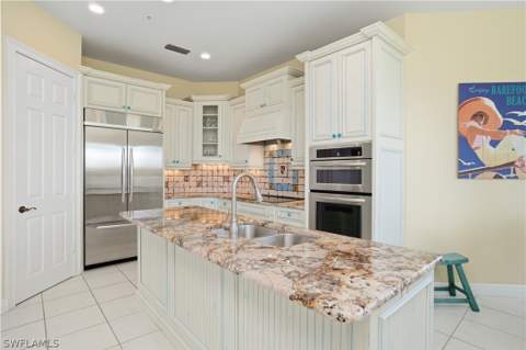 195 San Mateo Dr, Bonita Springs FL - photo 13 of 46