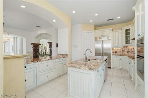 195 San Mateo Dr, Bonita Springs FL - photo 14 of 46