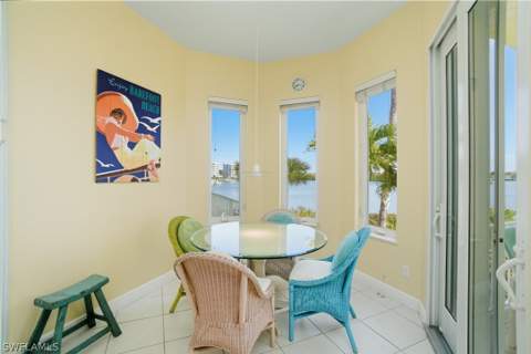 195 San Mateo Dr, Bonita Springs FL - photo 15 of 46