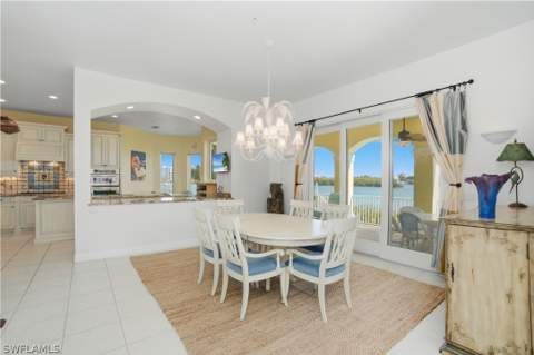 195 San Mateo Dr, Bonita Springs FL - photo 9 of 46
