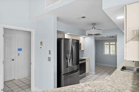 7305 Constitution Cir, Fort Myers FL - photo 18 of 47