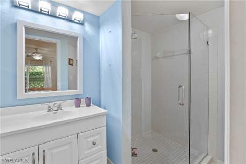 605 Squire Cir 103, Naples FL - photo 13 of 28