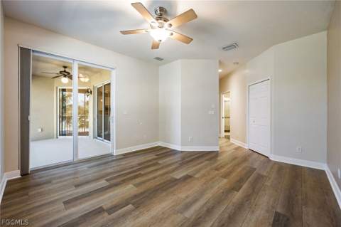 5550 Berkshire Dr 202, Fort Myers FL - photo 16 of 32