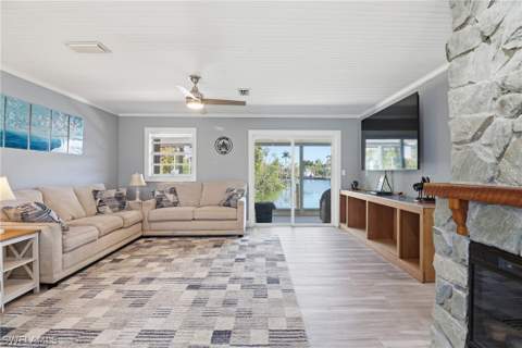2740 Sanibel Blvd, St James City FL - photo 15 of 50