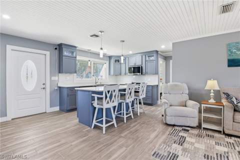 2740 Sanibel Blvd, St James City FL - photo 18 of 50