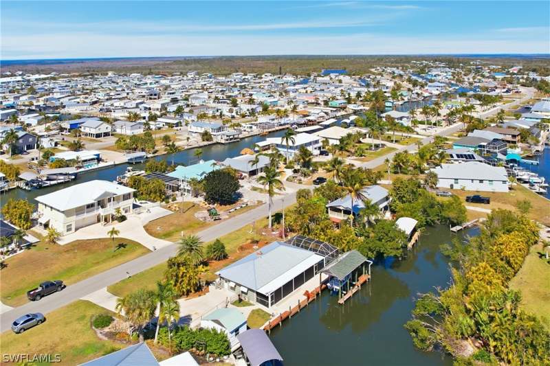3 bedroom SingleFamilyResidence at 2740 Sanibel BLVD, GULF HAVEN, St James City — photo 5