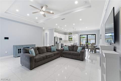 816 Bell Blvd S, Lehigh Acres FL - photo 12 of 32