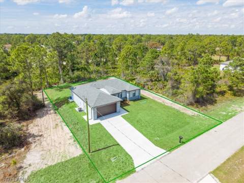 724 Drury Ave, Lehigh Acres FL - photo 7 of 46