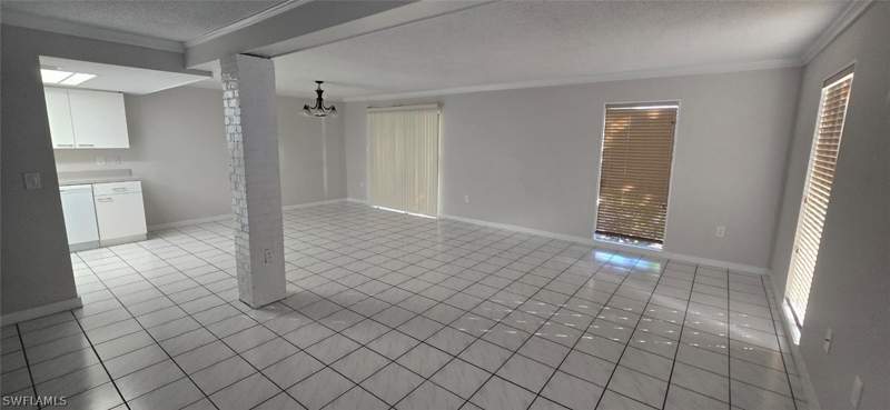 2 bedroom Townhouse at 925 Palm View Dr 121, Wedgmont, Naples — photo 2