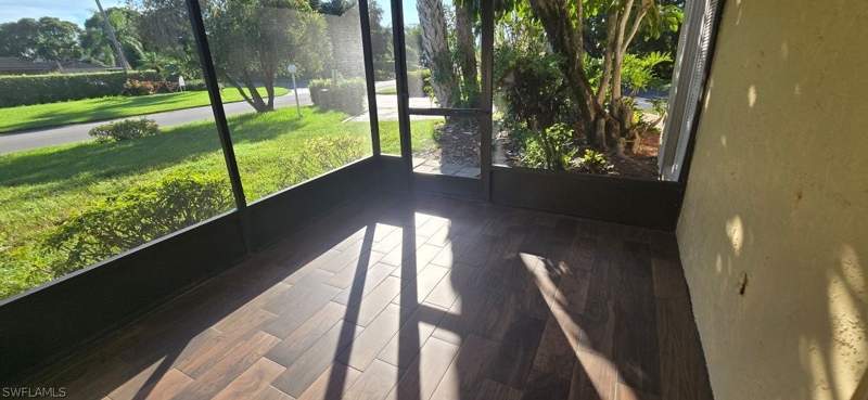 2 bedroom Townhouse at 925 Palm View Dr 121, Wedgmont, Naples — photo 5