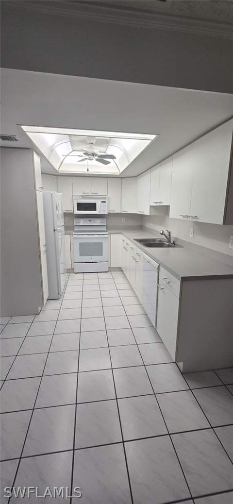 925 Palm View Dr 121, Naples FL - photo 7 of 13