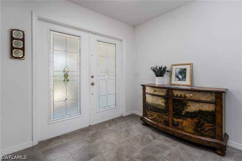 4 bedroom SingleFamilyResidence at 661 E Valley Dr, Bonita Shores, Bonita Springs — photo 5