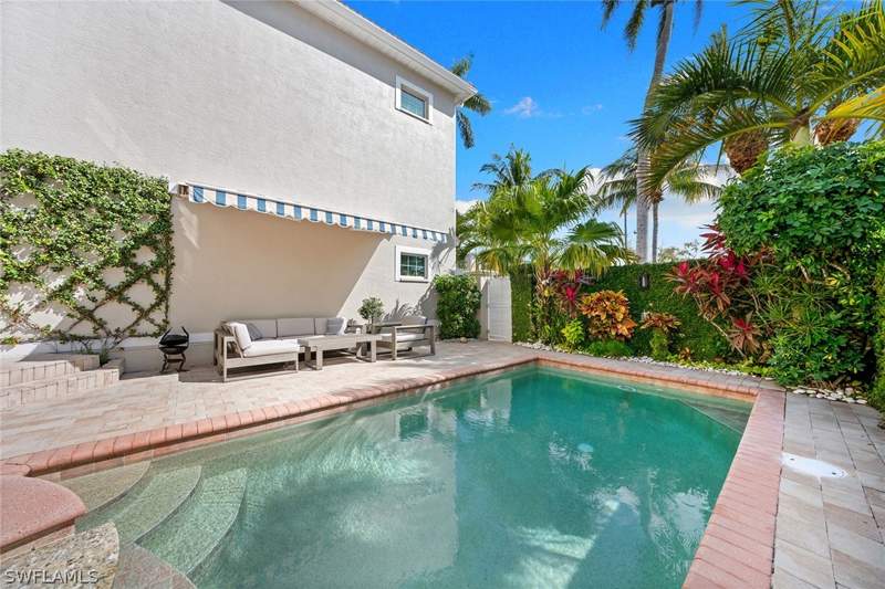 3 bedroom Townhouse at 443 8th Ave S 104, Villas Napoli, Naples — photo 2