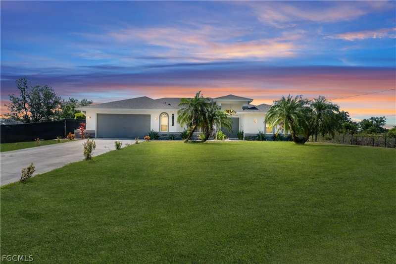 4 bedroom SingleFamilyResidence at 3305 5th St SW, Lehigh Acres, Lehigh Acres — photo 1