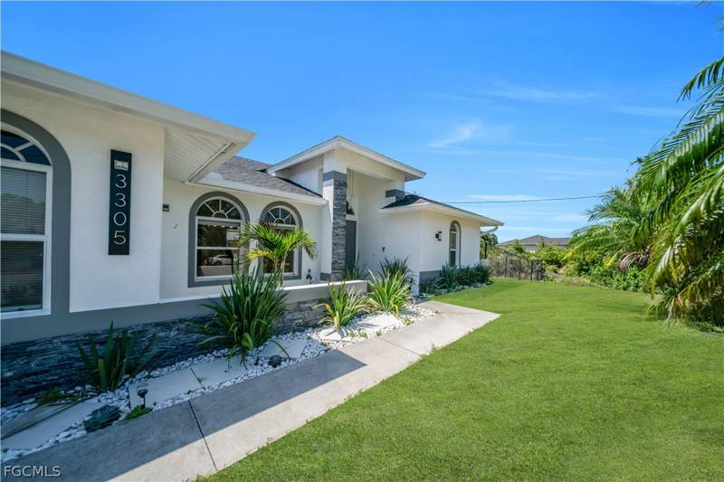 4 bedroom SingleFamilyResidence at 3305 5th St SW, Lehigh Acres, Lehigh Acres — photo 2