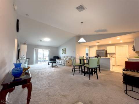 2507 NW 8th Pl, Cape Coral FL - photo 10 of 22