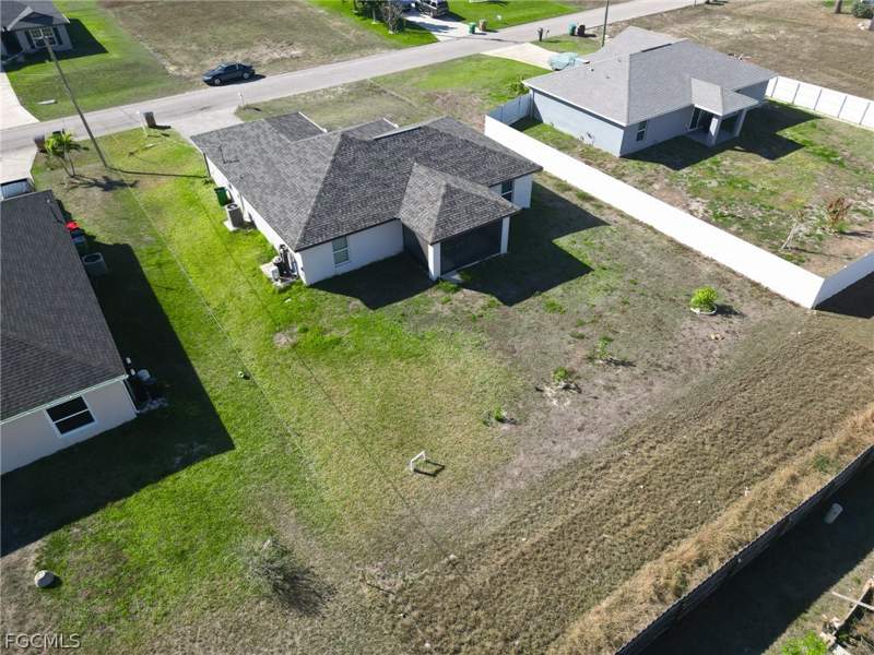 3 bedroom SingleFamilyResidence at 2507 NW 8th Pl, Cape Coral, Cape Coral — photo 5