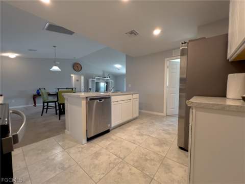 2507 NW 8th Pl, Cape Coral FL - photo 9 of 22