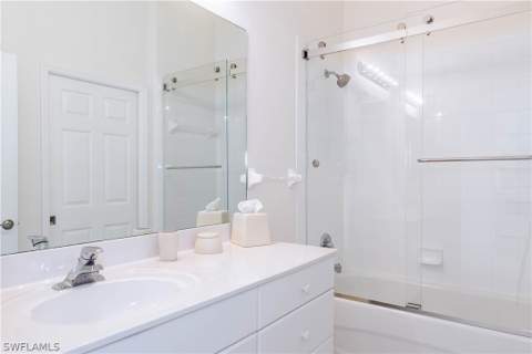 6830 Beach Resort Dr 12, Naples FL - photo 14 of 43