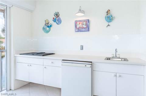 6830 Beach Resort Dr 12, Naples FL - photo 24 of 43