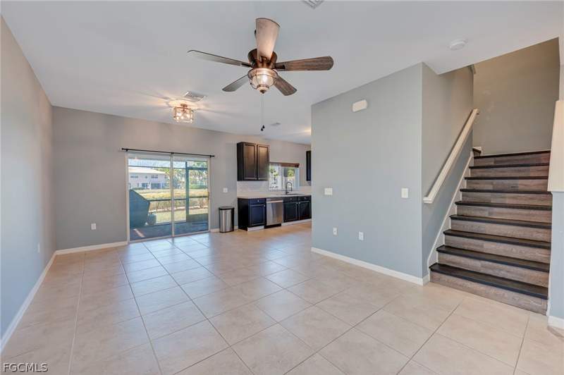 3 bedroom Townhouse at 3935 Cherrybrook Loop, Townhomes Of San Simeon, Fort Myers — photo 4
